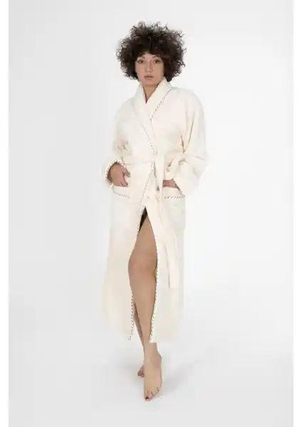 Varol Biyeli Şal Yaka Bambu Bornoz: Doğal ve Şık Konfor Sunan Lüks Ev Giyim Ürünü