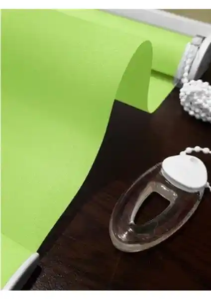 Venassa Mat Stor Güneşlik Perde: Şık Tasarım ve Dayanıklı Malzeme ile Modern İç Mekan Çözümü