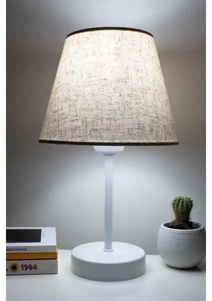 Vivido Abajur Dora Modern Beyaz Ayaklı Yatak Odası Abajur Dekorasyon ve Fonksiyonellik