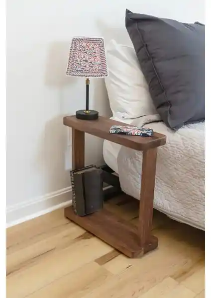 Woodensa Ahşap Başucu Sehpa: Doğal ve Dayanıklı Masif Ahşap Tasarımı