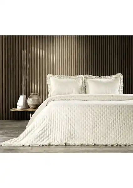 Zebra Casa Lima Çift Kişilik Yatak Örtüsü: Şıklık ve Konforu Bir Arada Sunar