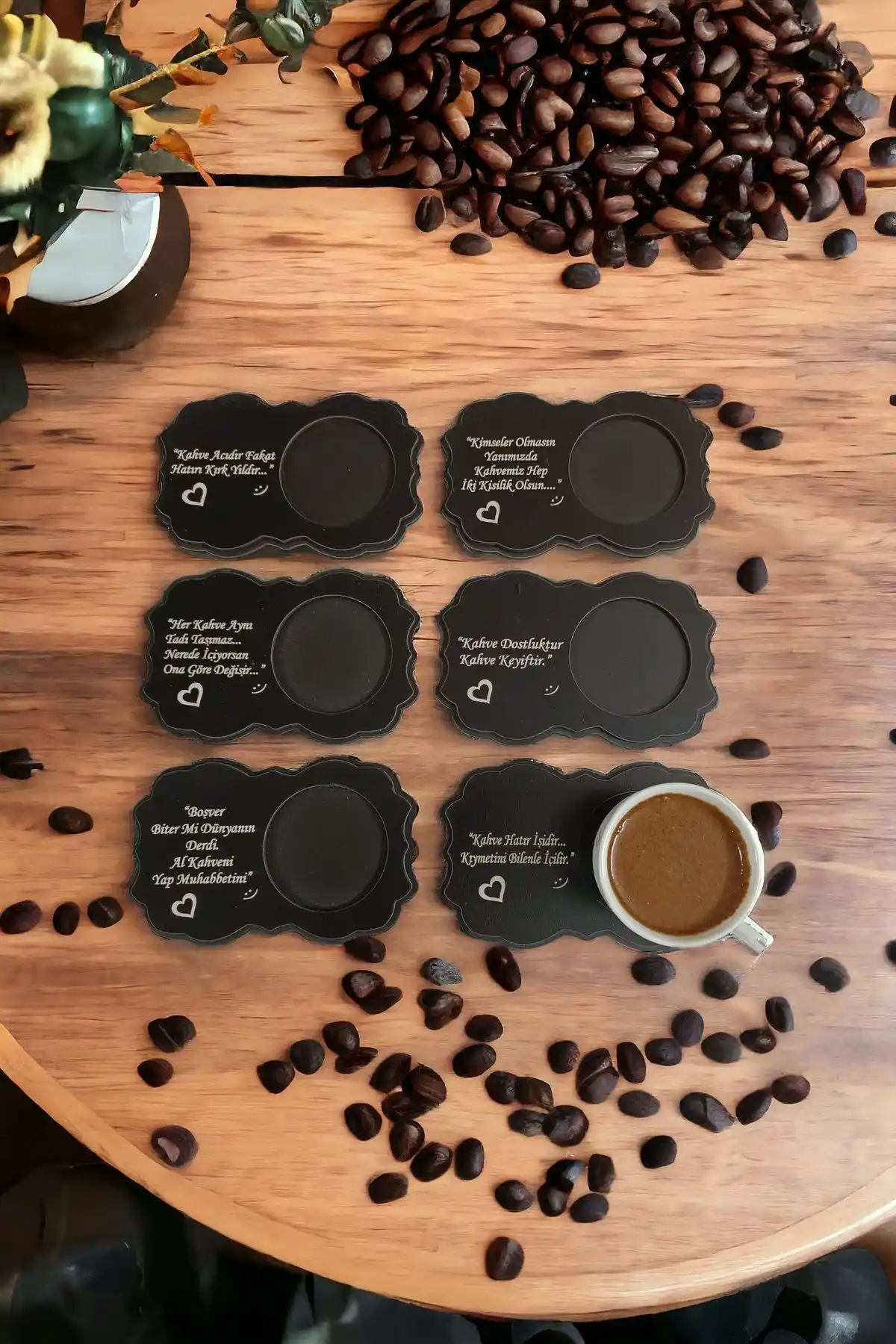 Ahşap Siyah Kahve Sunum Altlığı Seti 6'lı Modern ve Dayanıklı Masa Aksesuarı