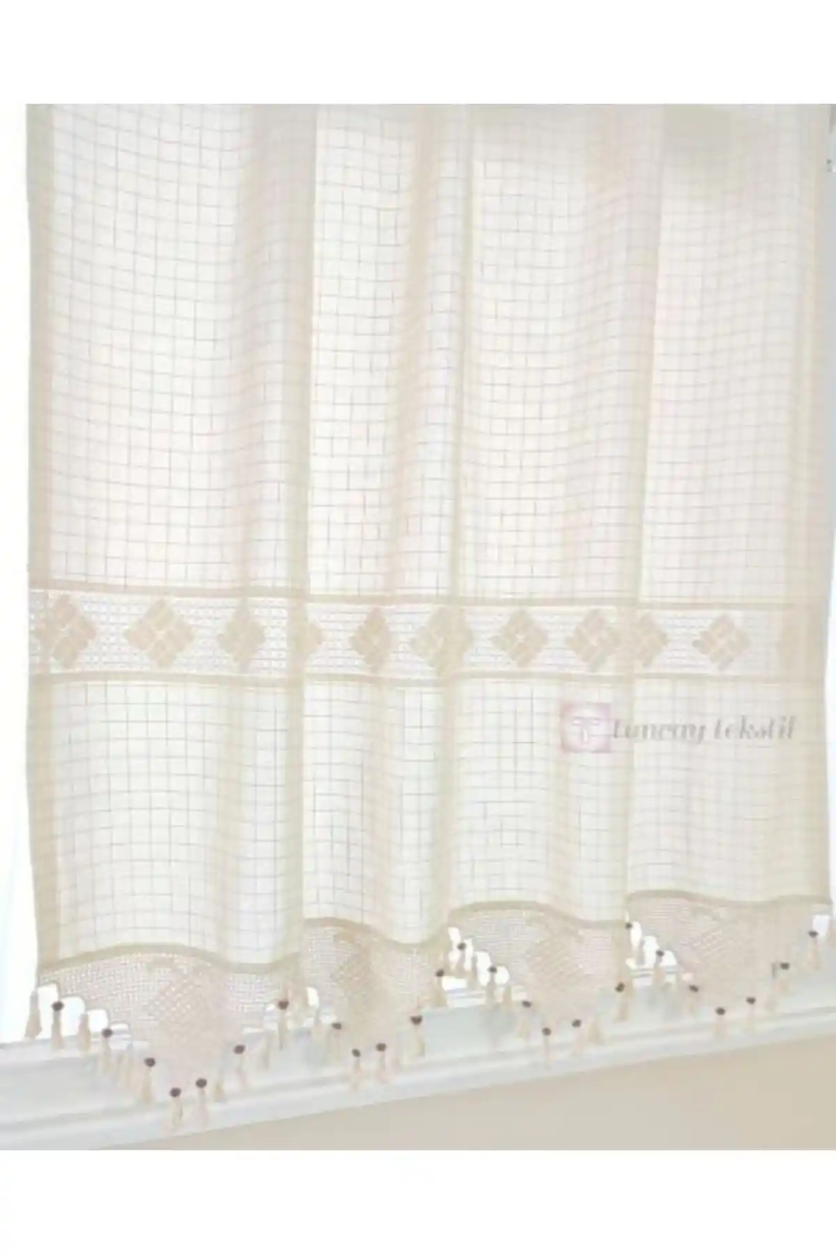 Buldan İşi El Dantelli Monika Perde: Otantik Şıklık ve Fonksiyonellik Bir Arada