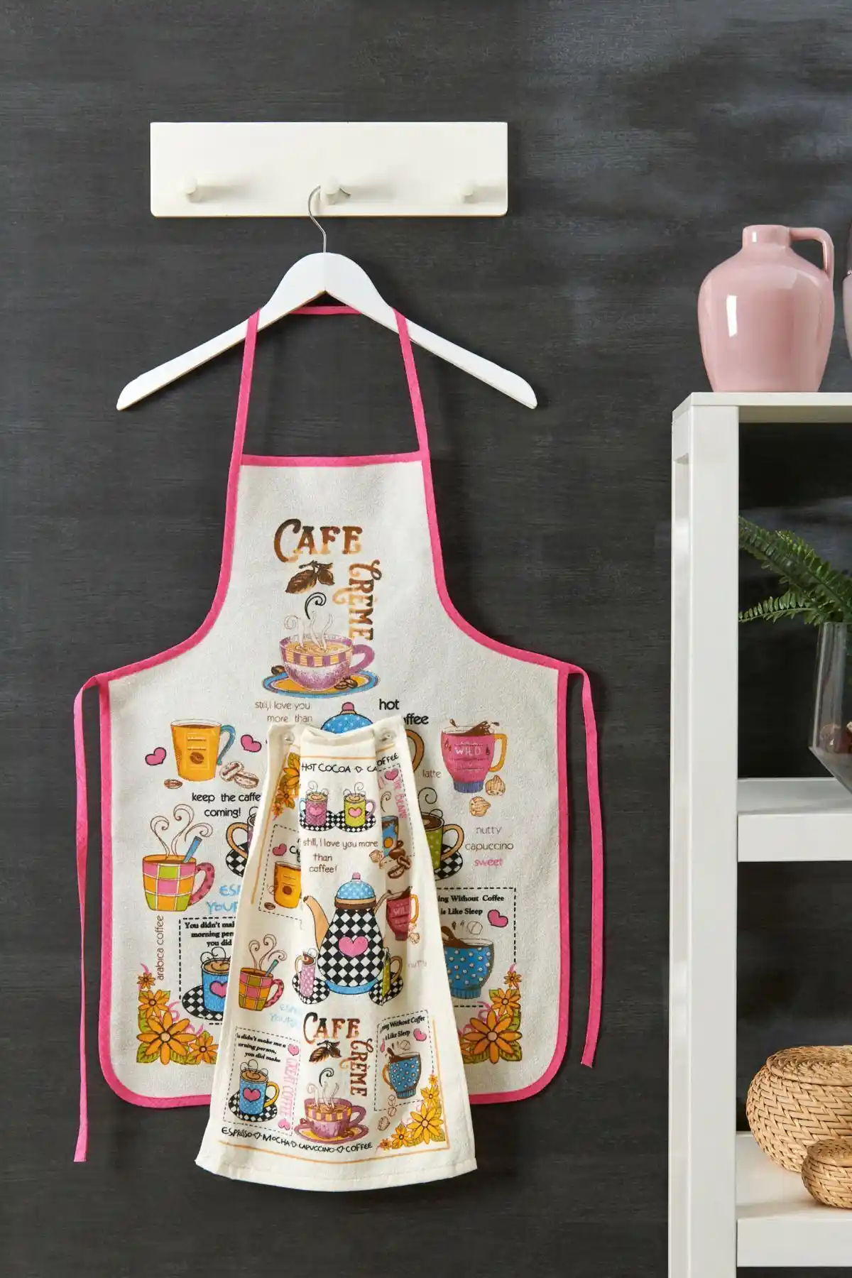 Casnack Cafe Creme Model Sıvı Geçirmez Kadife Mutfak Önlüğü Şık ve Fonksiyonel Tasarım