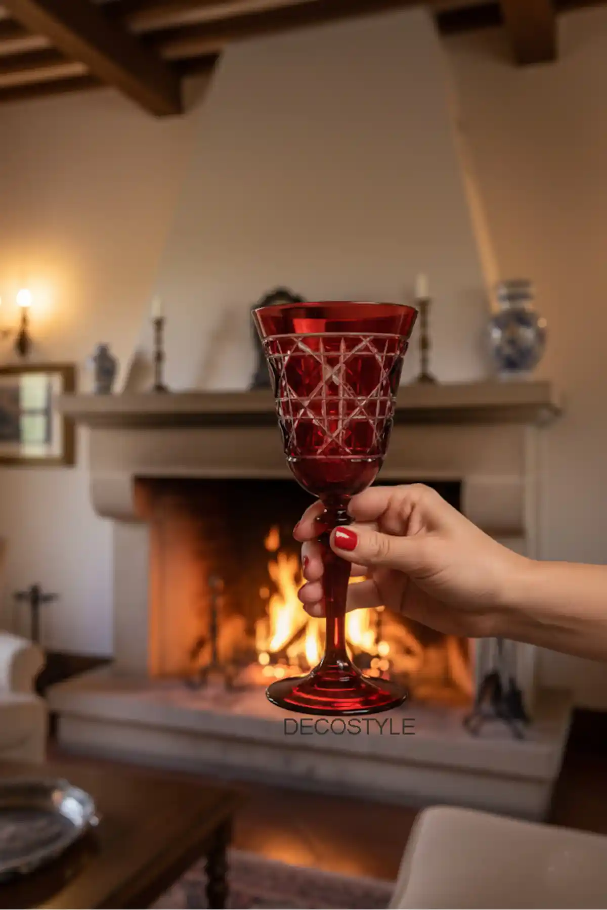 Decostyle Gloria El Kesmesi Renkli Kadeh Bardak Modern ve Şık Sunum İçin Uygun