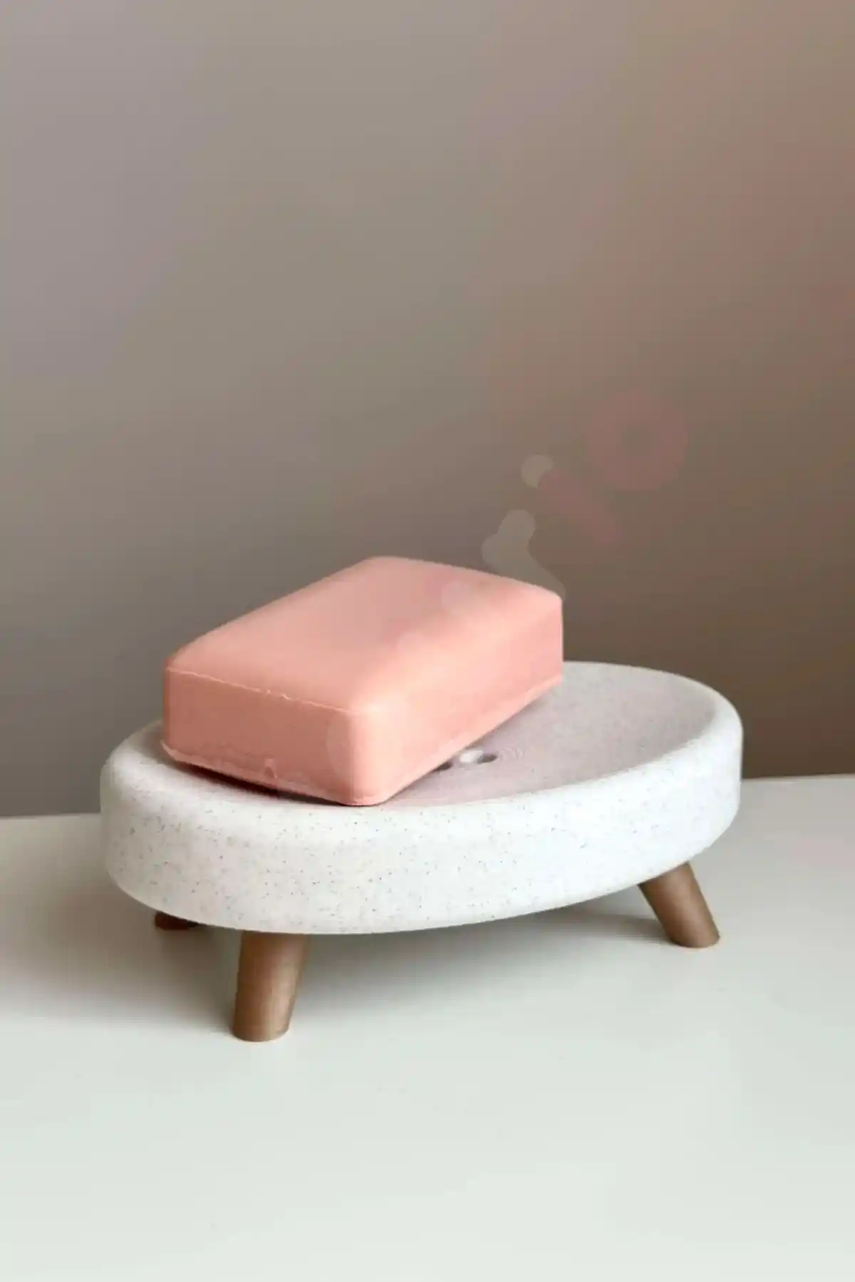 Figürio Minimalist Ayaklı Sabunluk Modern ve Şık Banyo Mutfak Dekorasyonu İçin