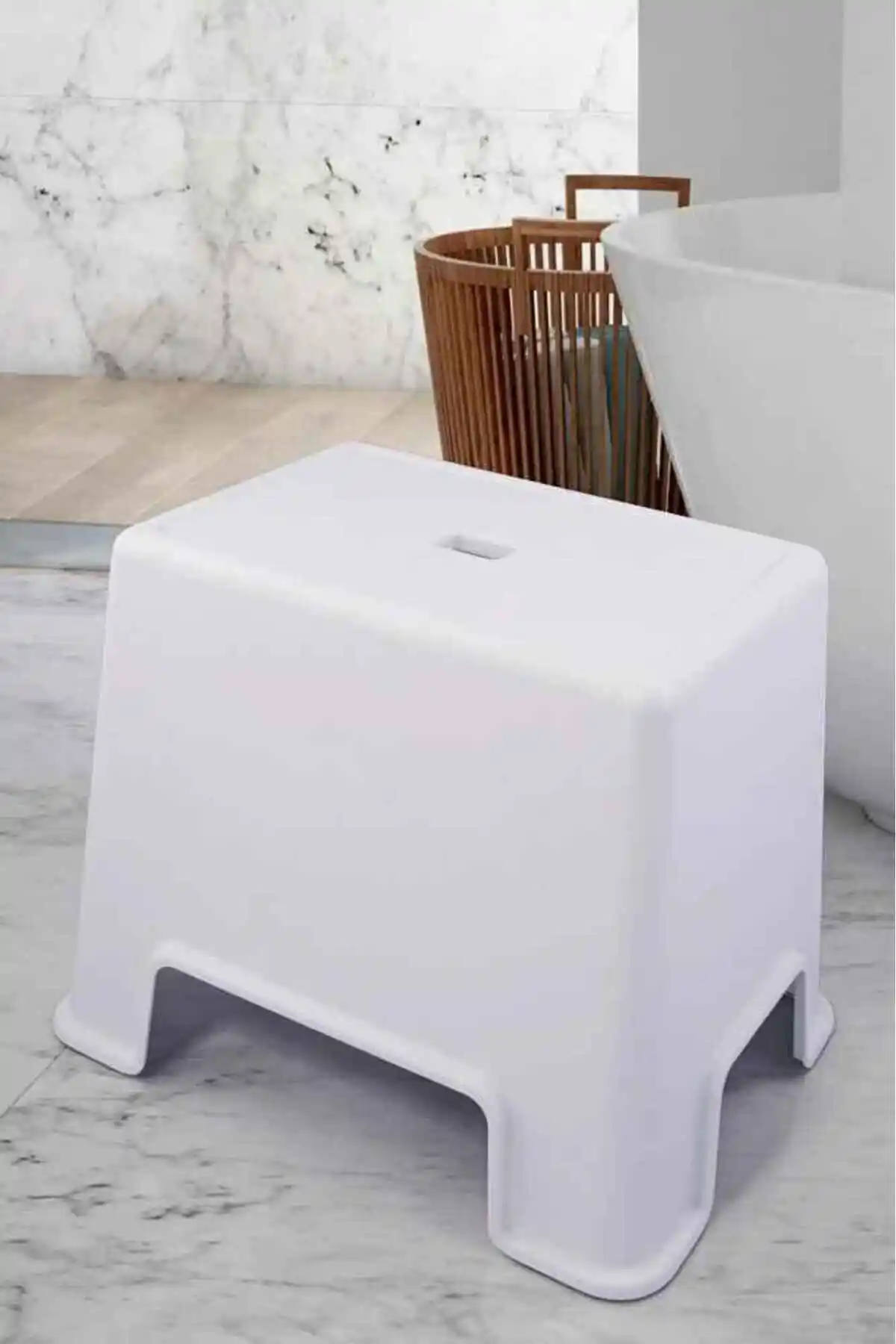 Funny Life Plastik Kaydırmaz Banyo Taburesi Güvenli ve Dayanıklı Tasarım