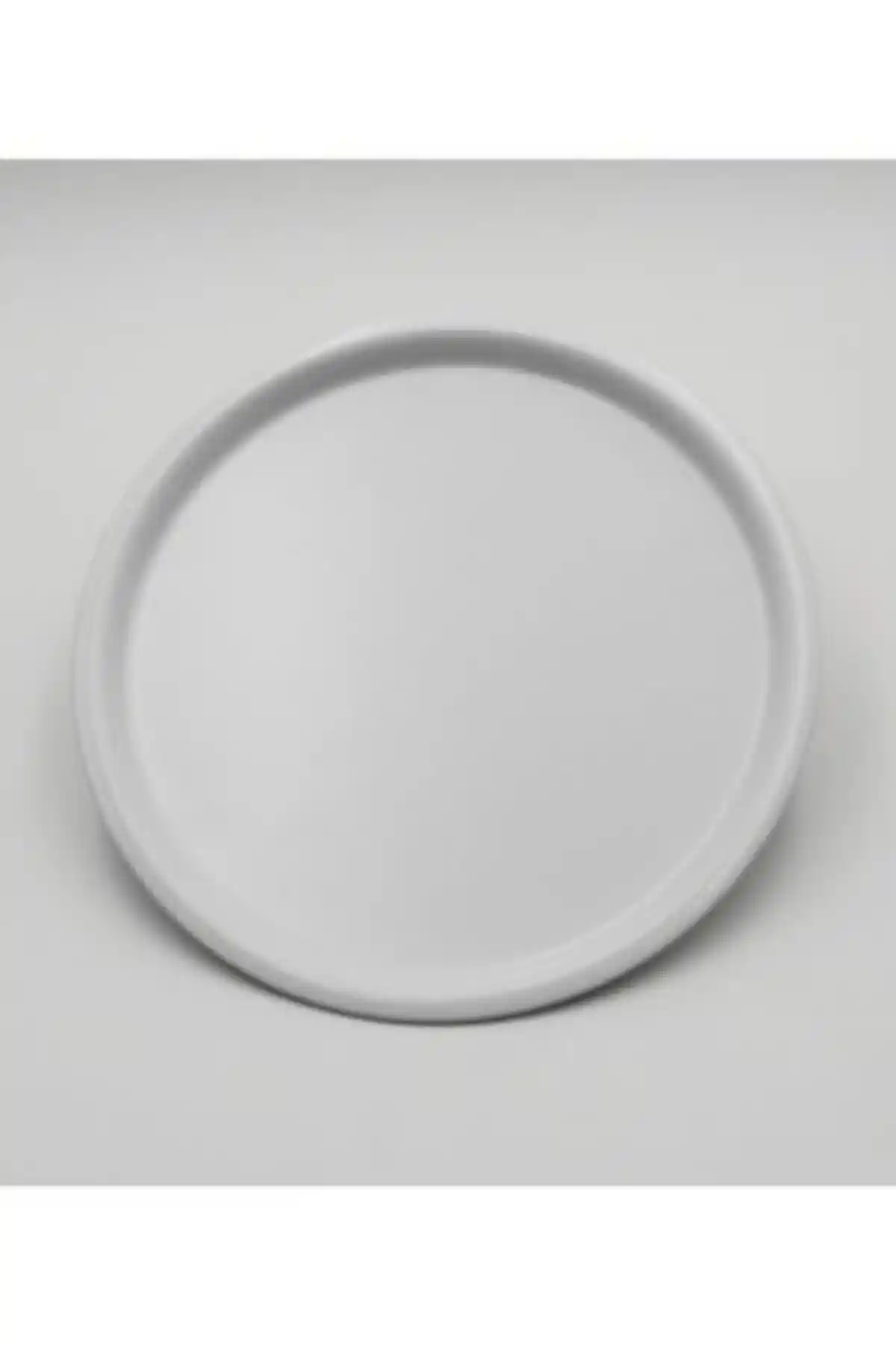 Genel Markalar Metal Tek Kişilik Beyaz Sunum Tepsisi: Şıklık ve Dayanıklılık Bir Arada