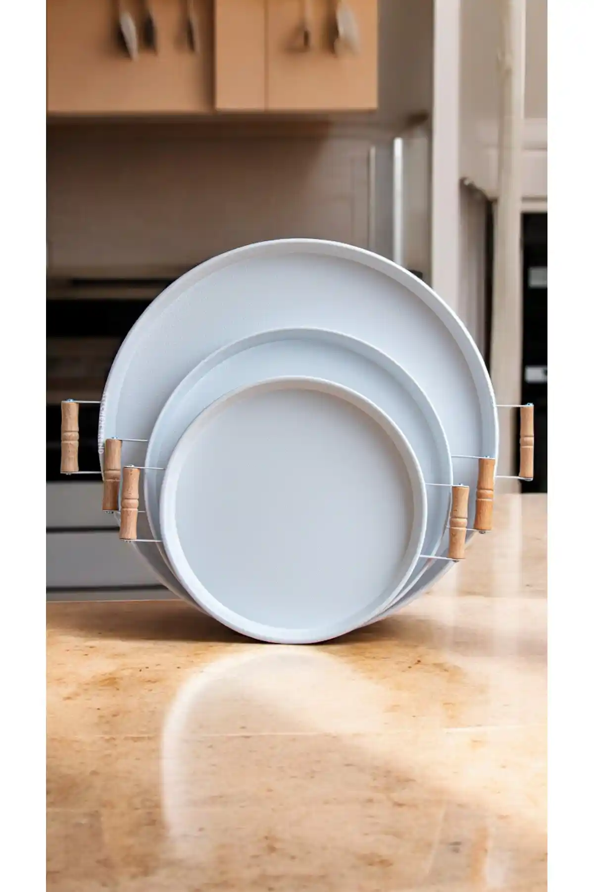 Hemlife Metal Sunum Servis Tepsisi Seti: Şık ve Dayanıklı Mutfak Aksesuarı