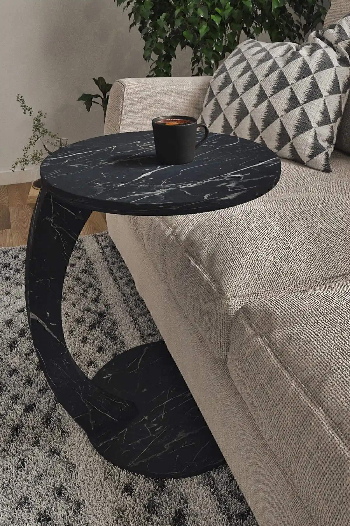 interGO Siyah Mermer Desenli Tekerlekli C Sehpa - Modern ve Çok Yönlü Dekorasyon Parçası