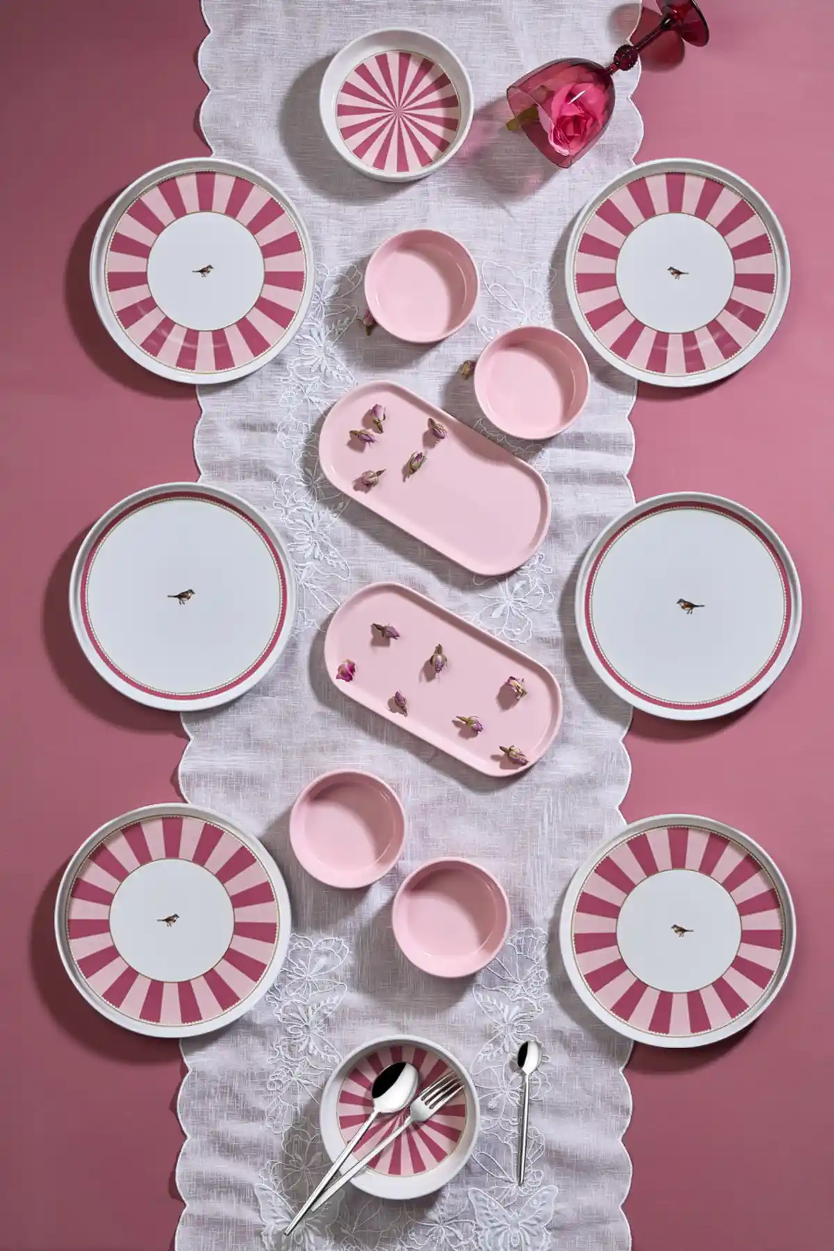 Kitchen Life 14 Parça Lovely Birds Kahvaltı Takımı Estetik ve Dayanıklı Tasarım