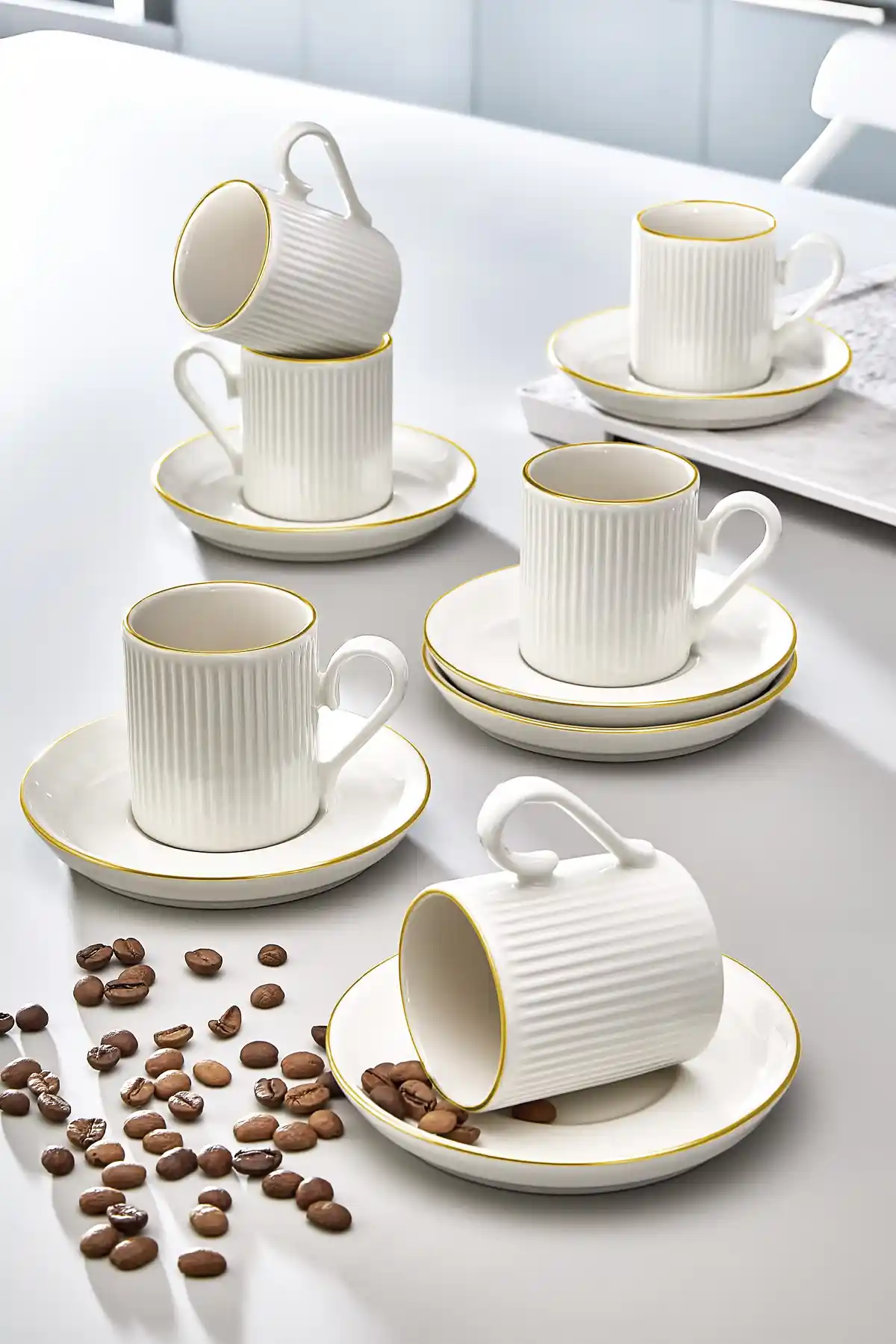 Kitchen Life Özel Tasarım 12 Parça Porselen Kahve Fincan Takımı 6 Kişilik Modern ve Şık Tasarım