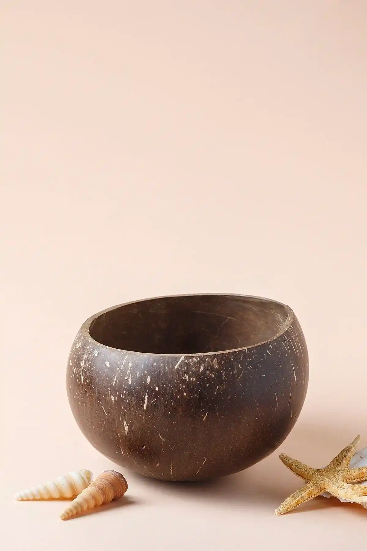 Kuru Yeşil Jumbo Hindistan Cevizi Kasesi: Doğal ve Estetik Bir Mutfak Seçeneği