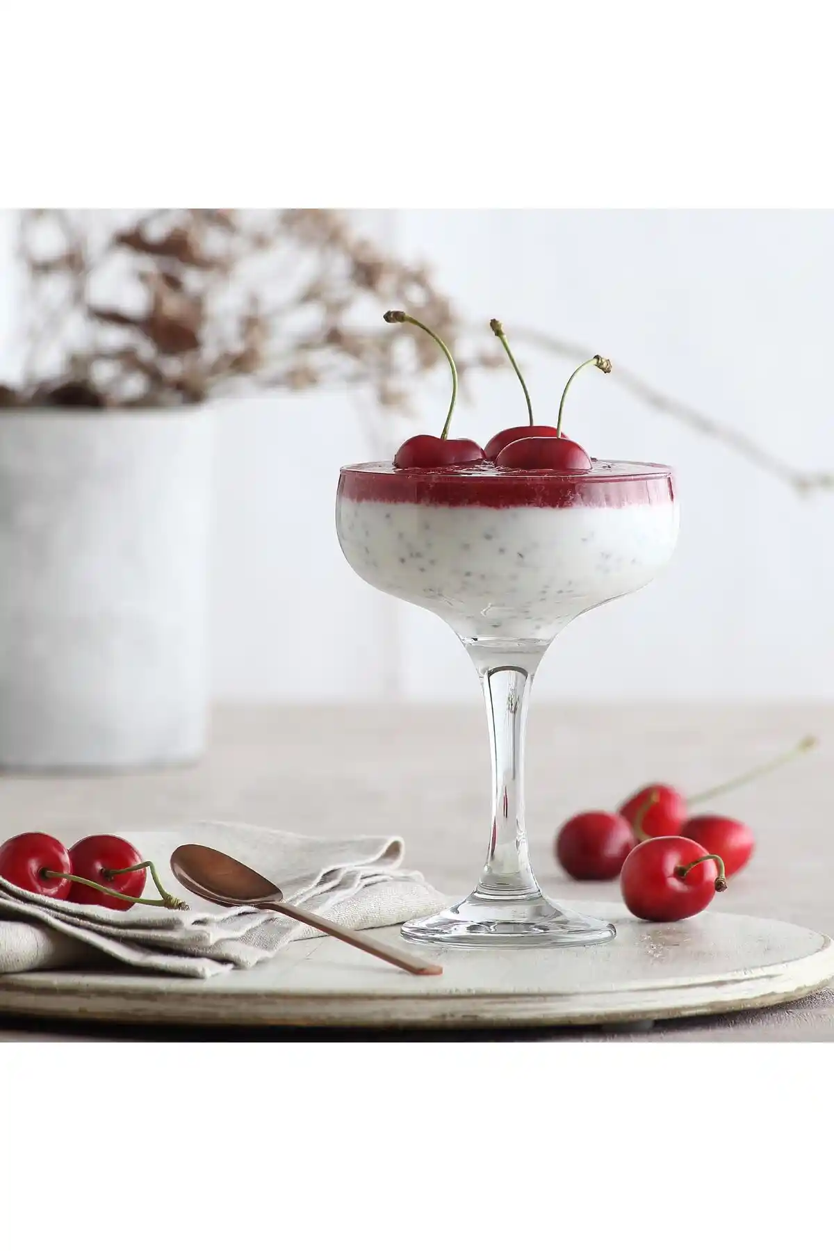 LAV Misket Cam Kokteyl Bardağı 6'lı Set Zarif ve Dayanıklı Tasarımıyla Öne Çıkar