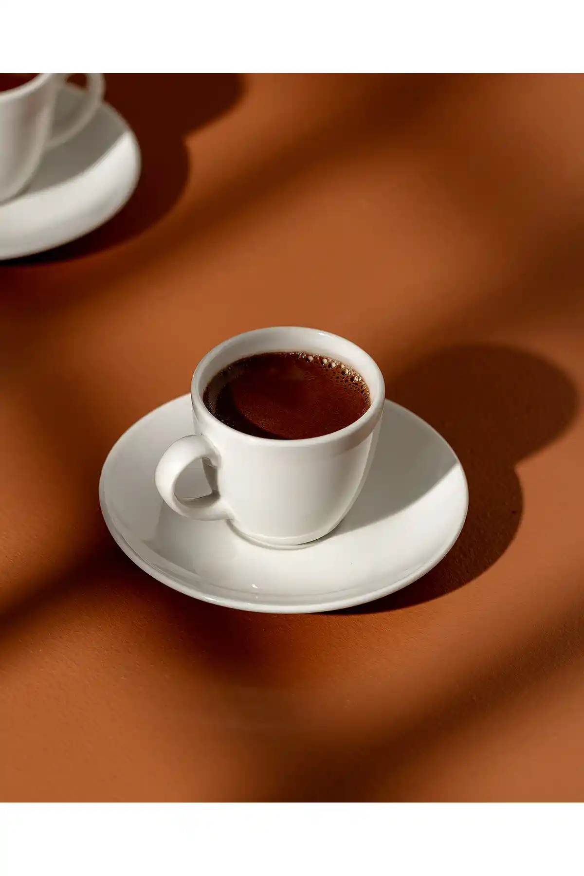 Madame Coco Benard 6 Kişilik 12 Parça Kahve Fincan Seti Modern ve Şık Tasarım