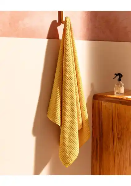 Madame Coco Carla Banyo Havlusu: Şık ve Fonksiyonel Pamuklu Havlu Özellikleri