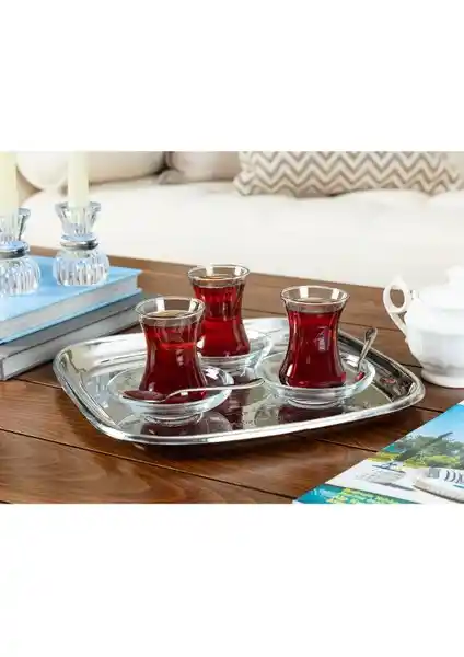 Madame Coco Emprise 8'li Çay Bardağı Seti Şıklık ve Fonksiyonelliği Bir Arada Sunar