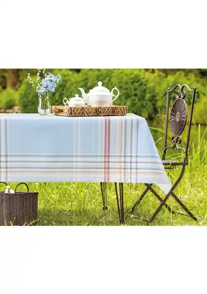 Madame Coco Farrant PVC Masa Örtüsü: Şık ve Dayanıklı Dış Mekan Kullanımı İçin