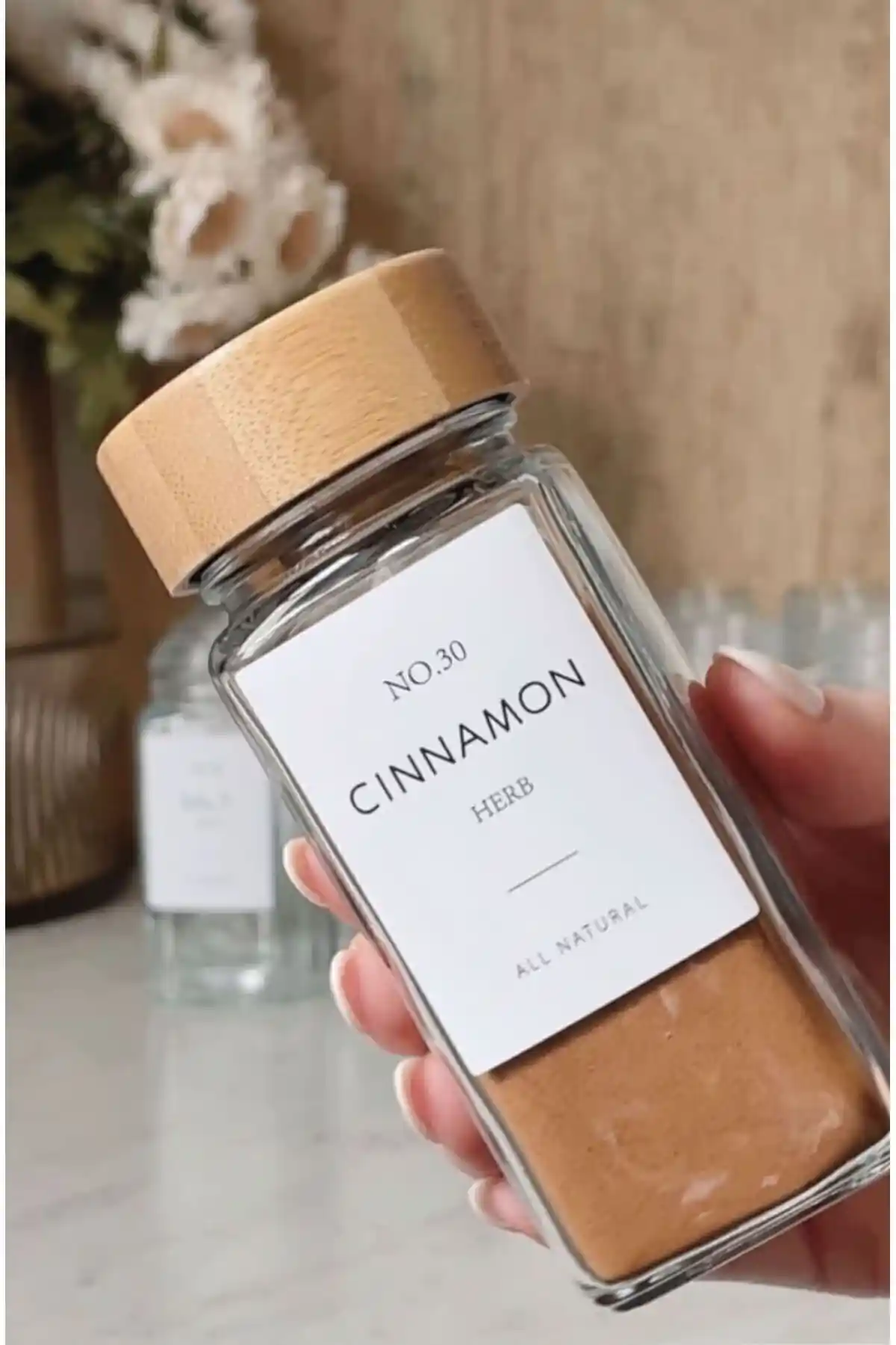 MODA OZY 12'li Bambu Kapaklı Cam Baharatlık Seti Mutfakta Düzen ve Estetik Sağlar