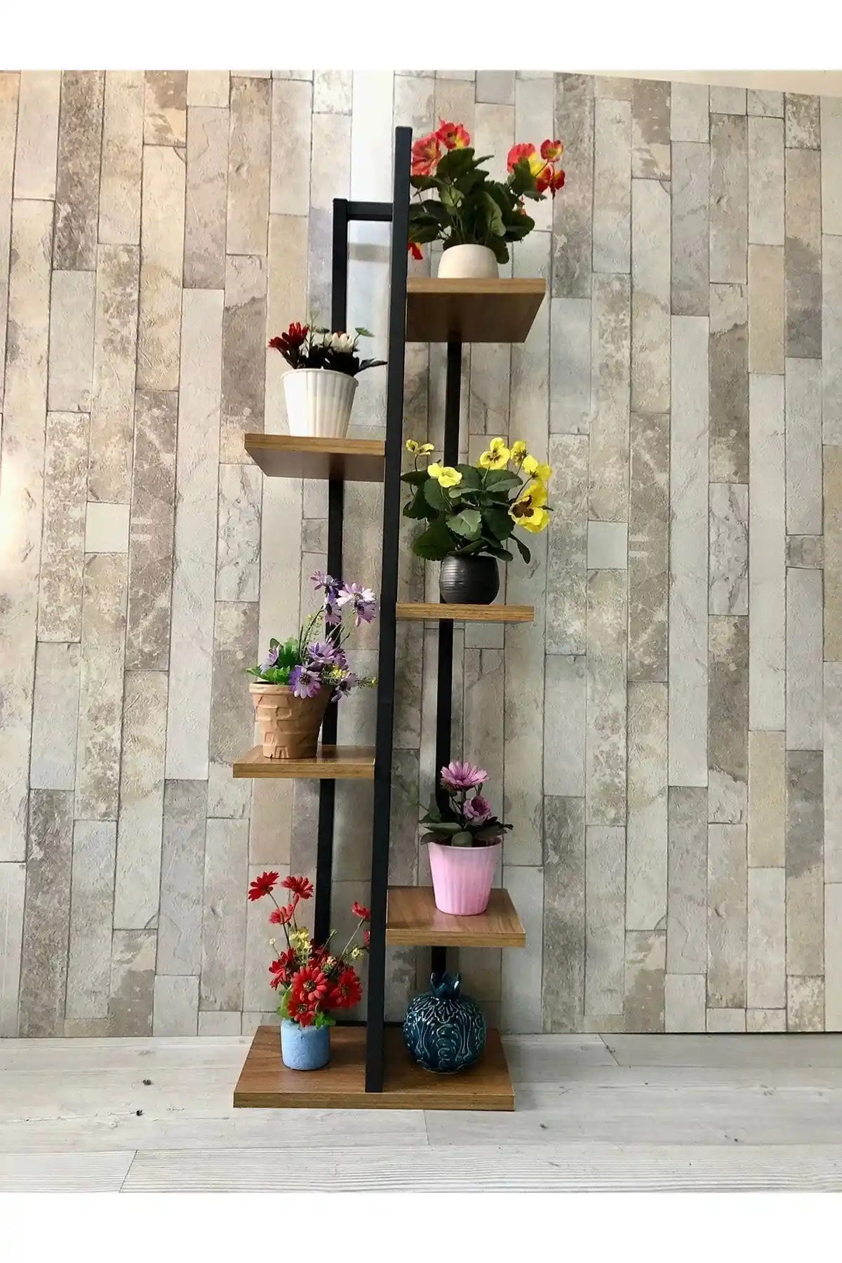 Modern Siyah Metal Çerçeveli Ahşap Raflı 6 Bölmeli Çiçeklik ile Dekorasyonunuzu Yenileyin
