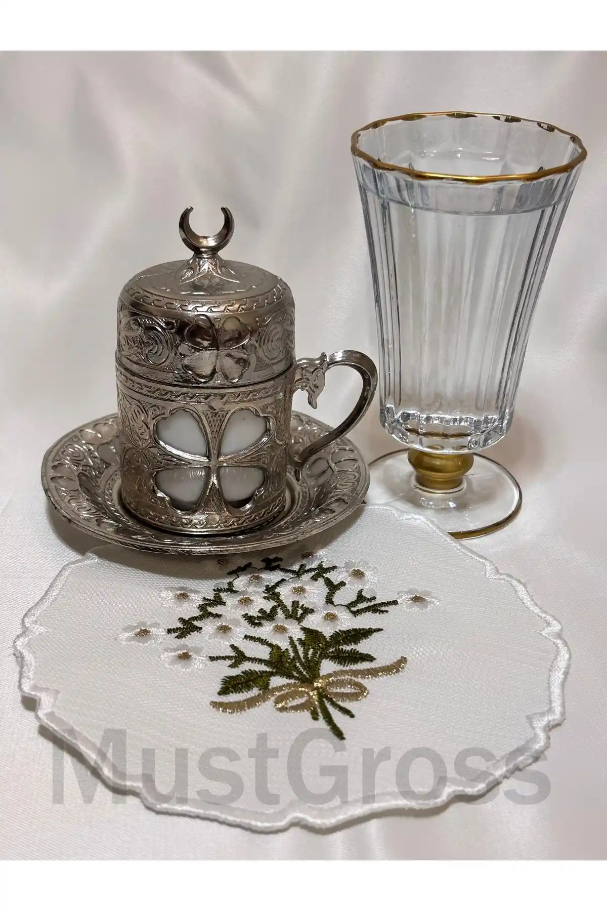 Mustgross Zarif ve Dayanıklı Kahve ve Kokteyl Sunum Peçeteleri Detayları