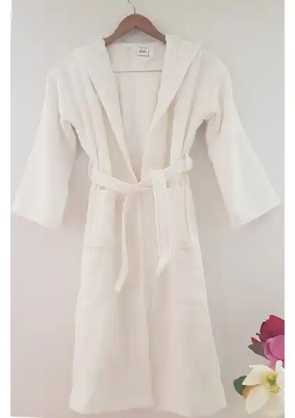 My Sweet Baby Kadife Çocuk Bornozu: Yumuşak ve Hızlı Kuruyan Konforlu Seçenek