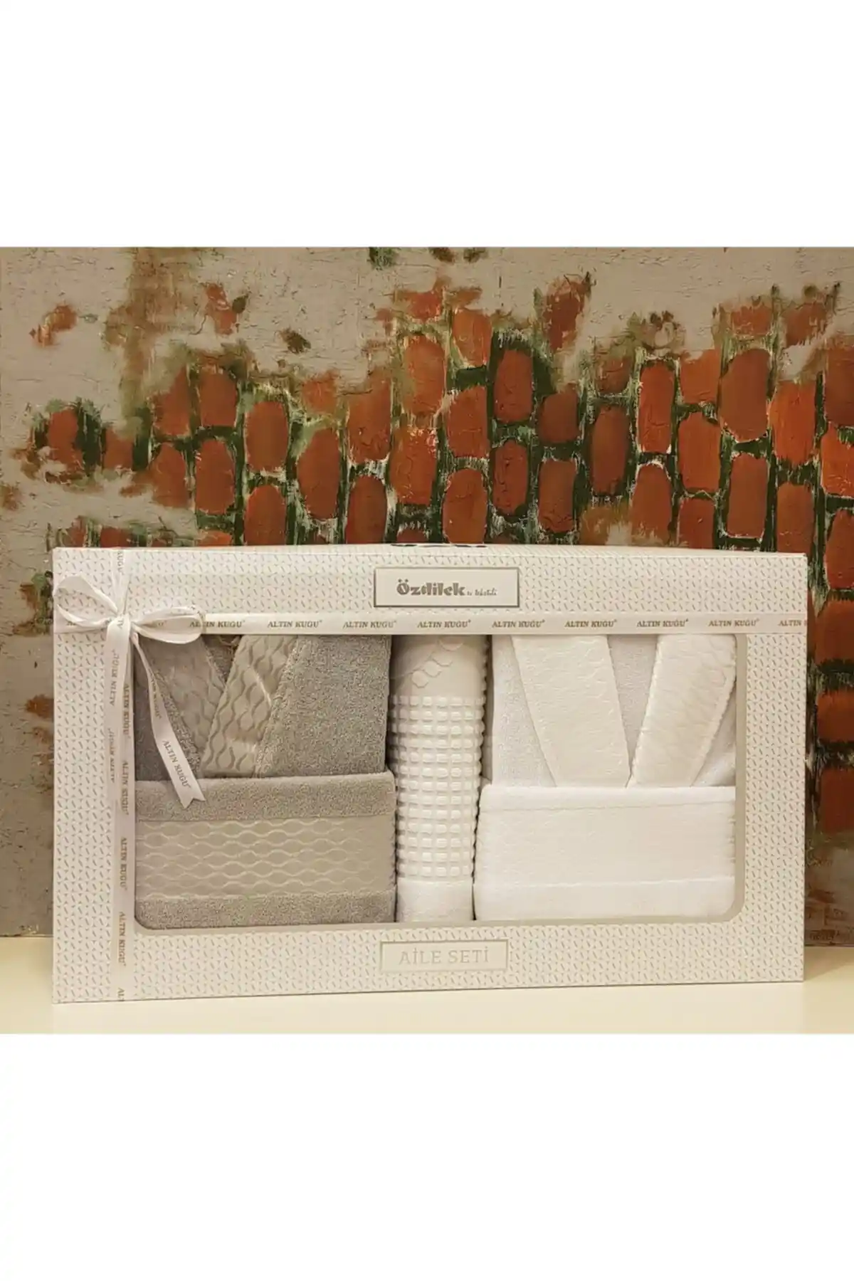 Özdilek 5 Parça Beyaz Bornoz Seti Konfor ve Şıklık Sunan Yüksek Kaliteli Pamuklu Banyo Takımı