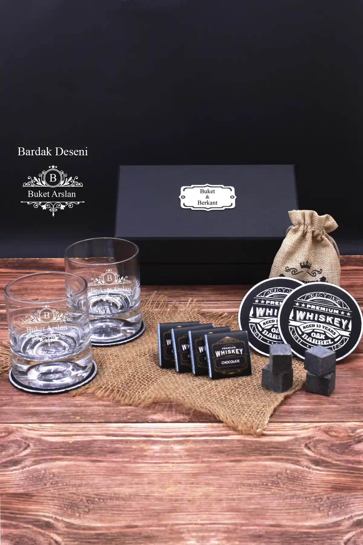 Paranagöre Kişiye Özel İsimli 2'li Viski Seti Şıklık ve Fonksiyonellik Bir Arada