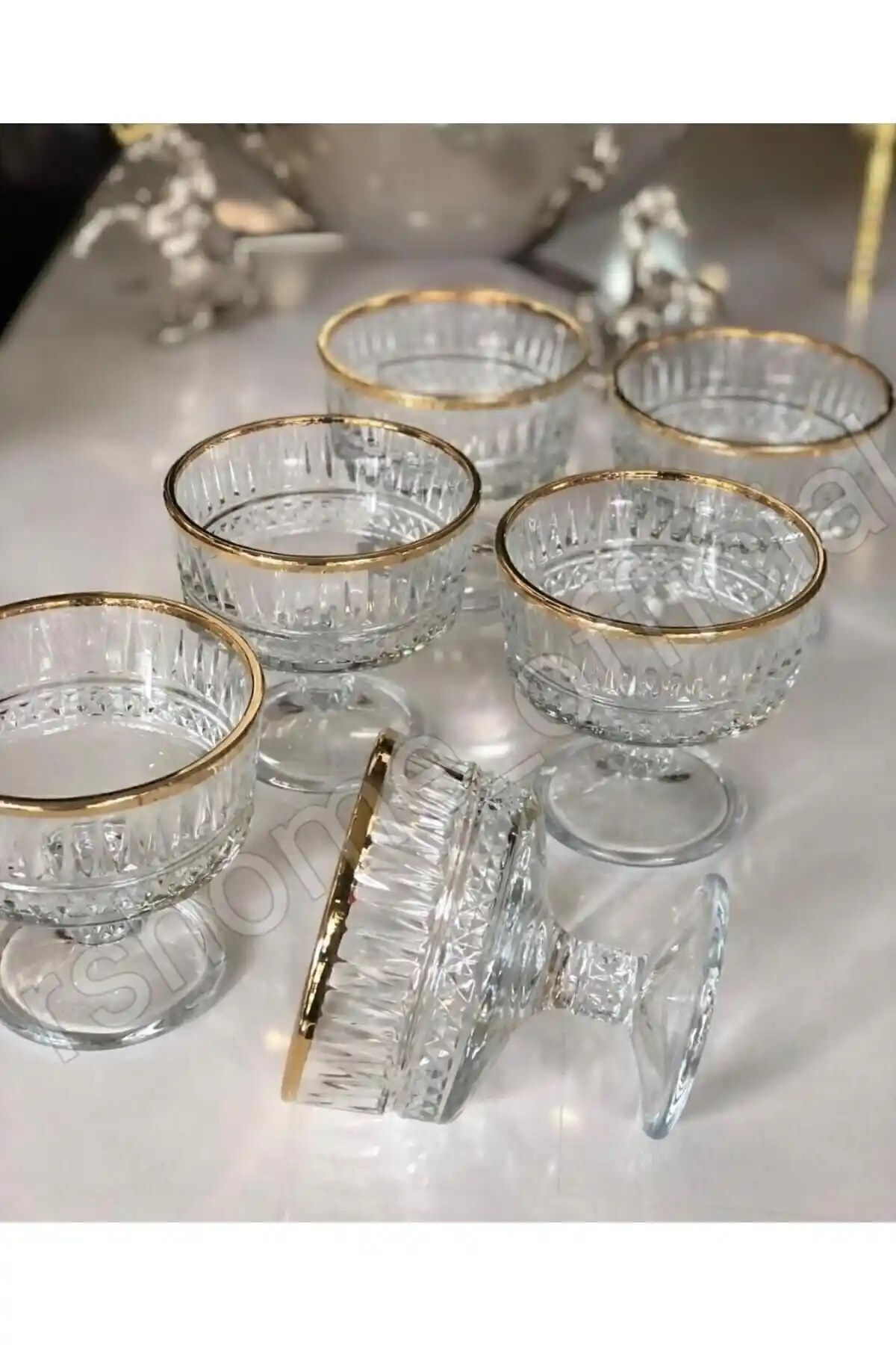 Paşabahçe Elysia Gold 6'lı Cam Dondurmalık ve Çerezlik Seti Modern ve Şık Tasarım