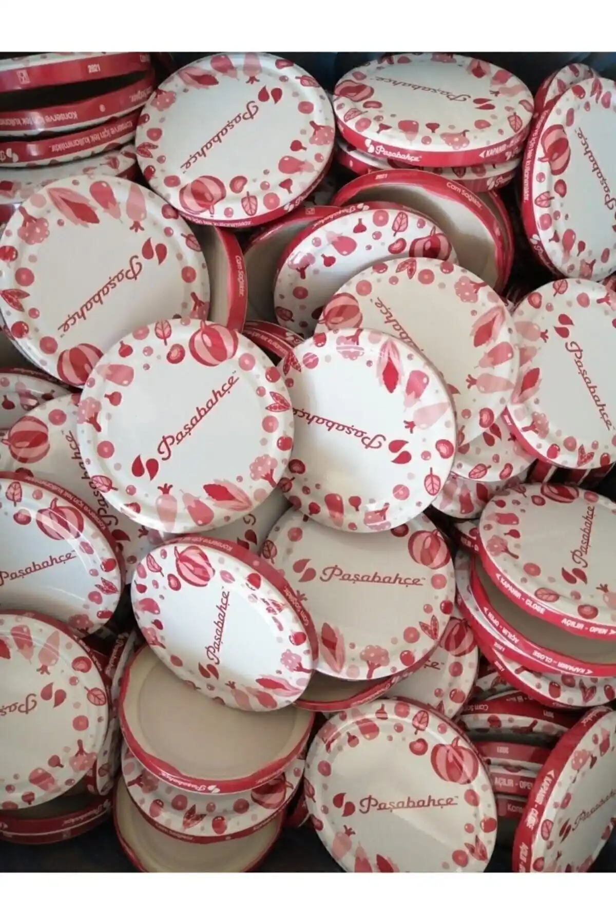 Paşabahçe Karışık Desenli Konserve Kavanoz Kapağı Dayanıklı ve Şık Tasarım