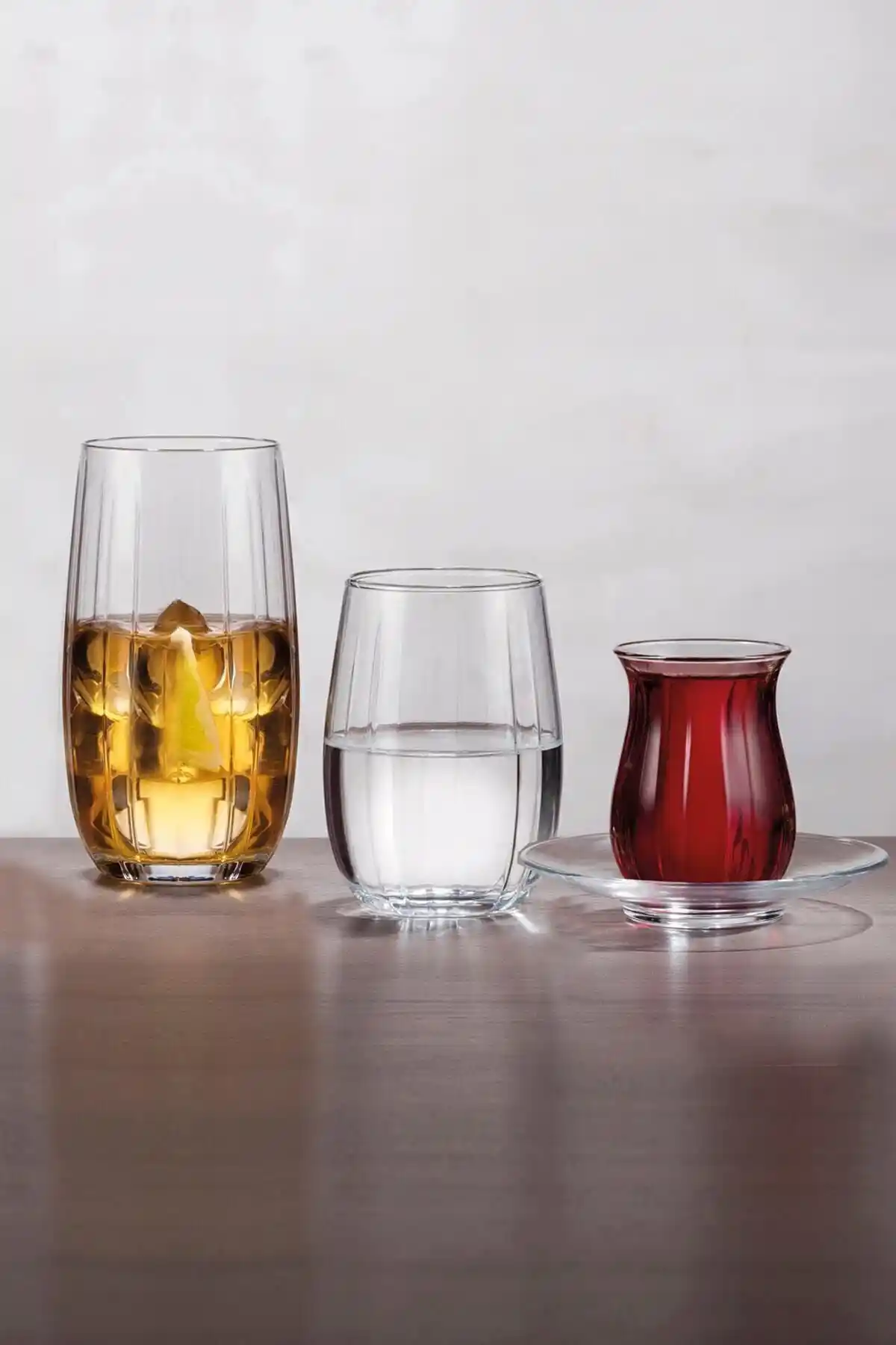 Paşabahçe Lınka Su Meşrubat ve Çay Seti Modern ve Şık Tasarımıyla Günlük ve Özel Kullanımlar İçin