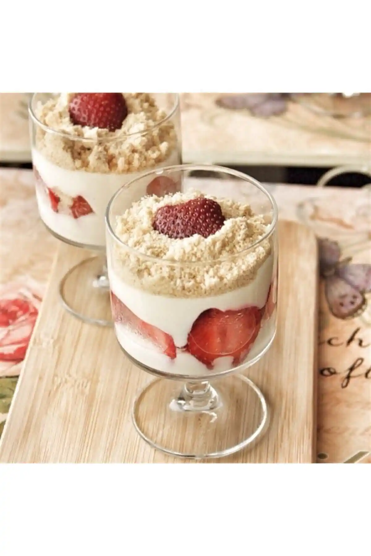 Paşabahçe Magnolia Dondurmalık Bardaklar: Şık ve Kullanışlı Cam Sunum Ürünleri