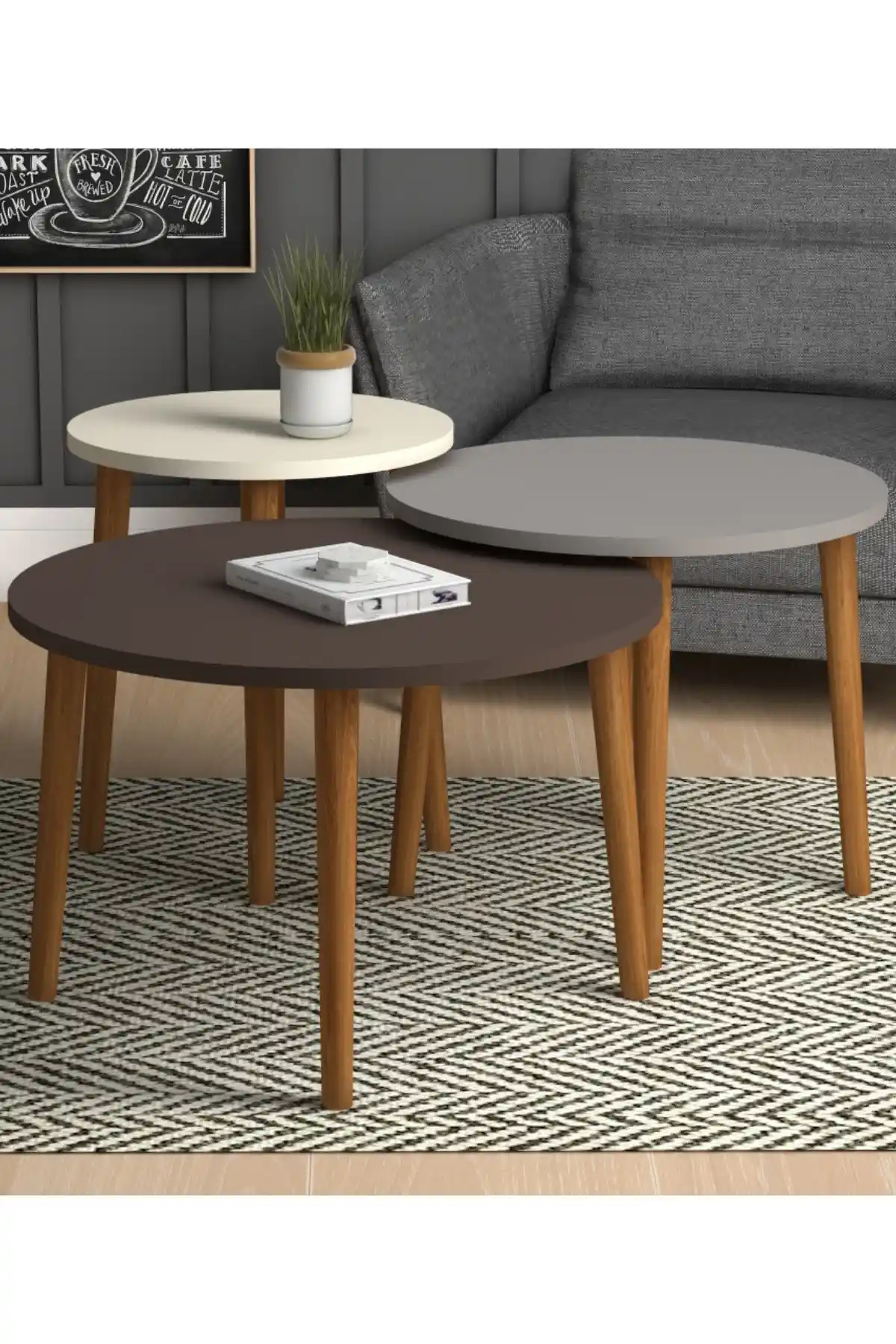 Roma 3'lü Ortasehpa Retro Tasarımıyla Ev Dekorasyonunu Zenginleştirir