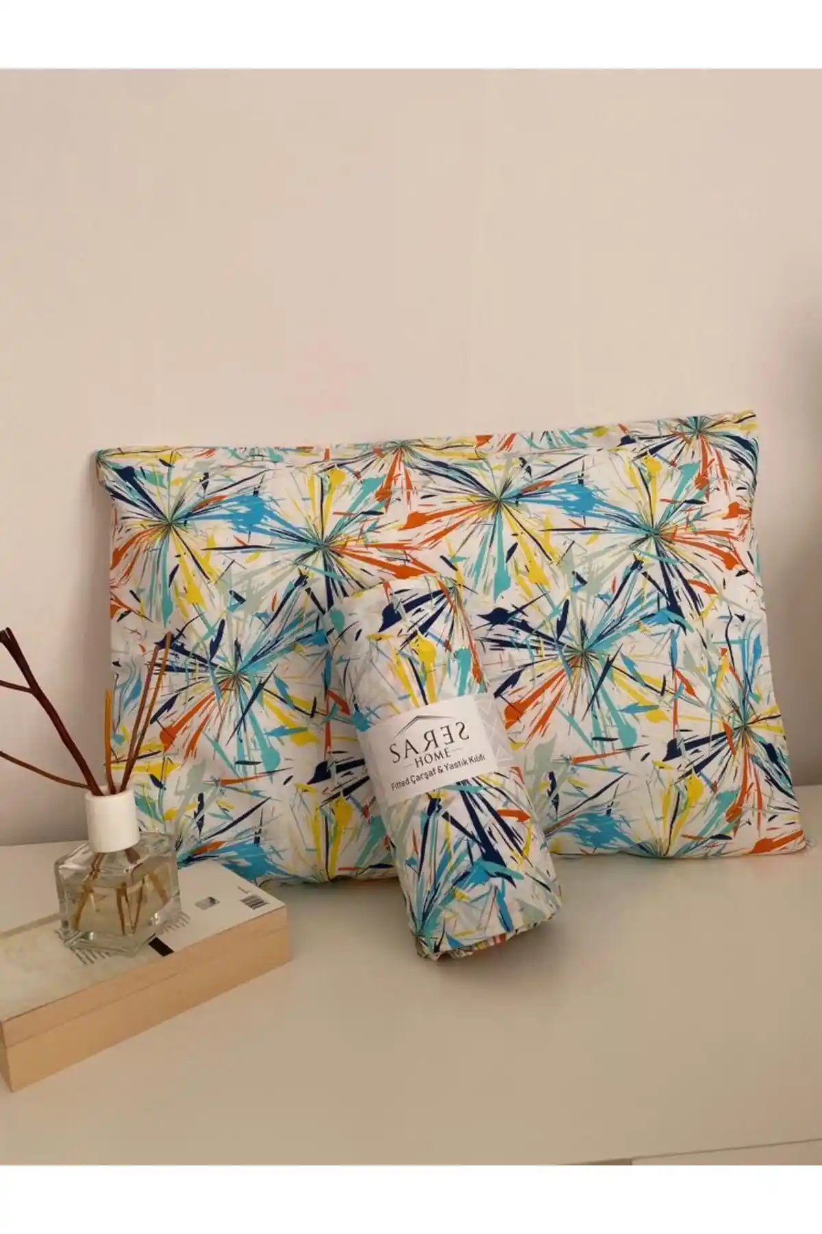 Sares Home Çok Renkli Yıl<dı>zlı Çift Kişilik Lastikli Ranforce Çarşaf Takımı