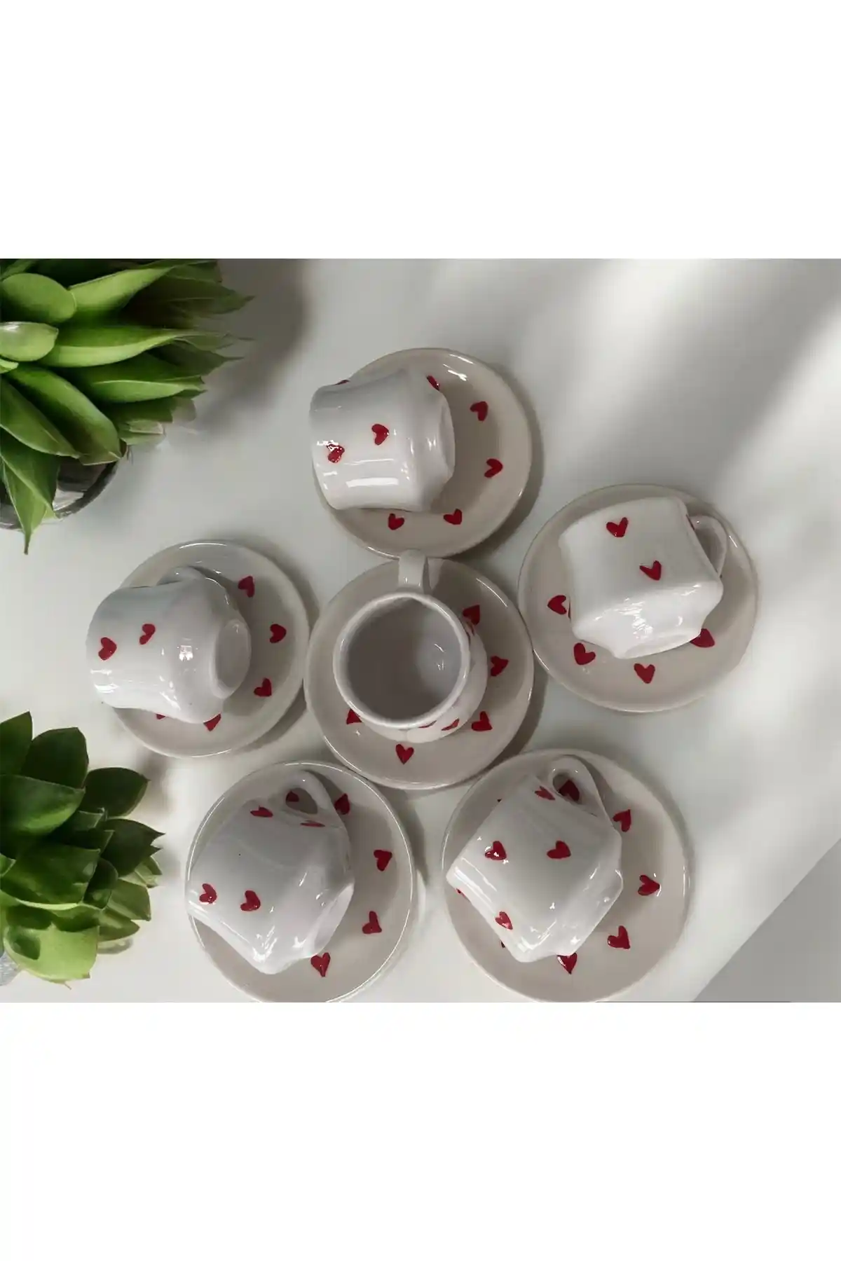 ŞeffafAVM 12 Parça Seramik Fincan Takımı: Zarif ve Dayanıklı Kahve Seti