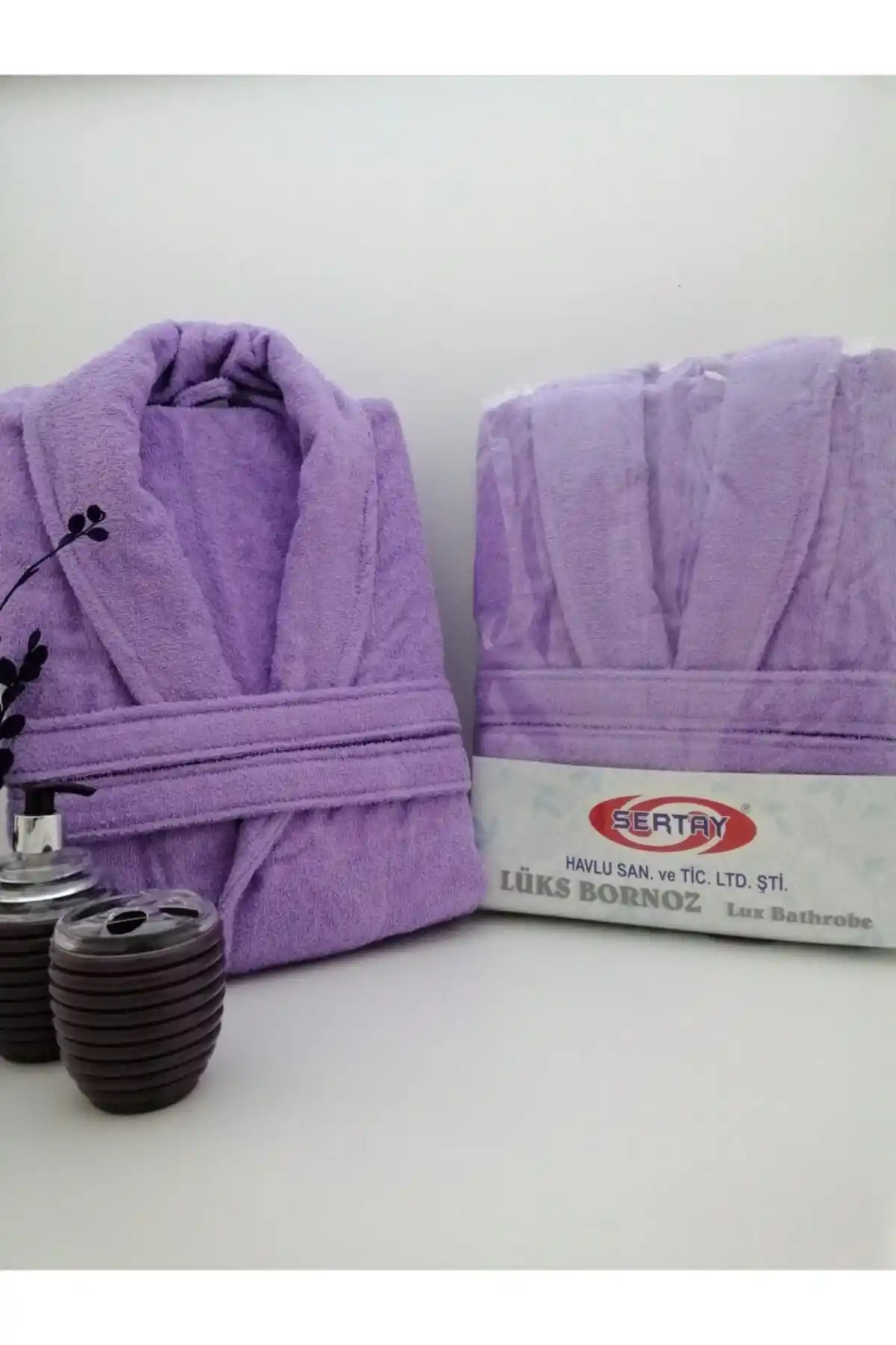 Sertay %100 Pamuk Lüks Tek Bornoz: Şıklık ve Konforun Bir Arada Sunumu