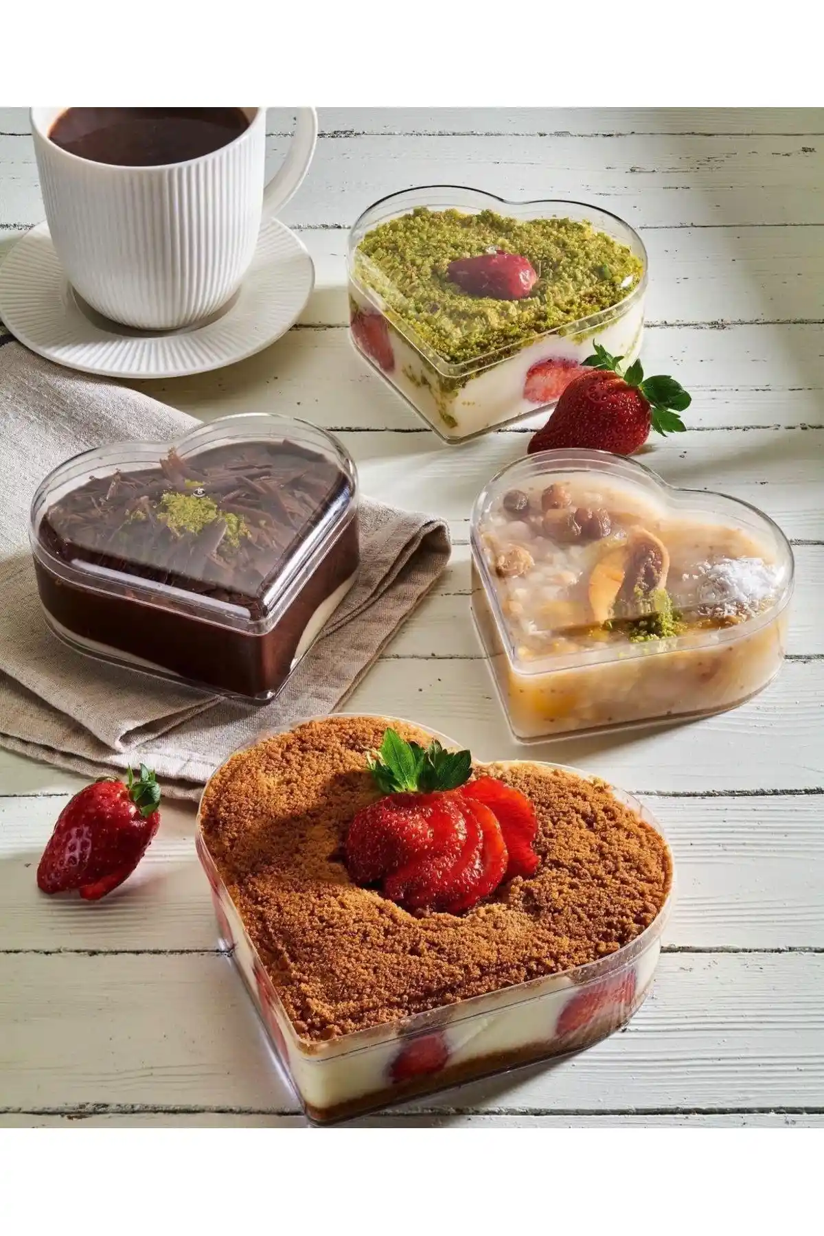 SEVAPET 330cc Sert Plastik Mika 5 Adet Kalpli Kapaklı Kas Seti Estetik ve Fonksiyonellik