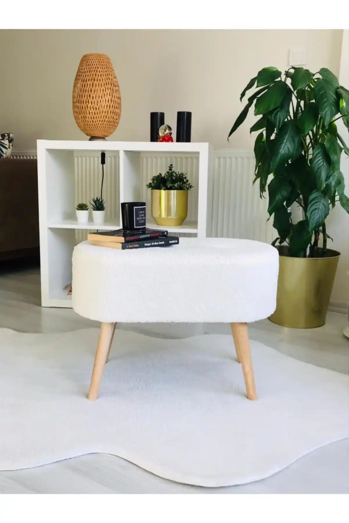WEBPANYA Gürgen Ahşap Ayaklı Oval Beyaz Puf Bench Sandalye Ürün Tanıtımı ve Özellikleri