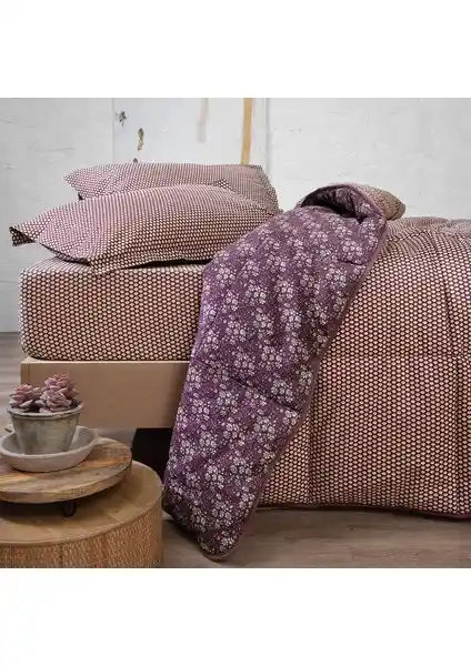 Yataş Mix&match Thalia Çift Kişilik Yorgan: Şık ve Fonksiyonel Dört Mevsim Yatak Örtüsü