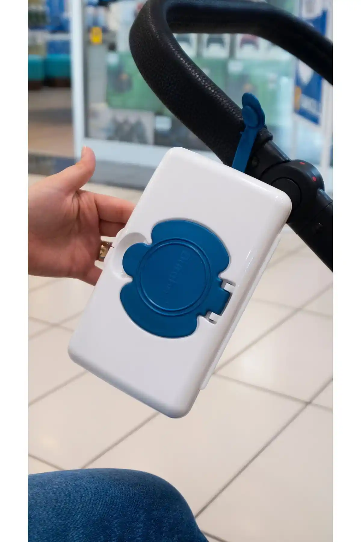 DURUBOX Mavi Asılabilir Islak Mendil Kutusu Pratik ve Estetik Çözüm