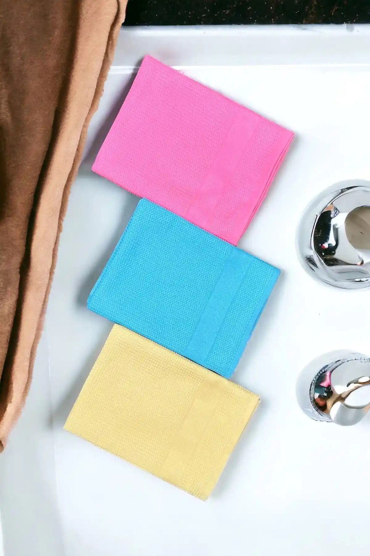 Ellesill Premium Mikrofiber Cam Beziyle Etkili ve Pratik Temizlik Çözümleri