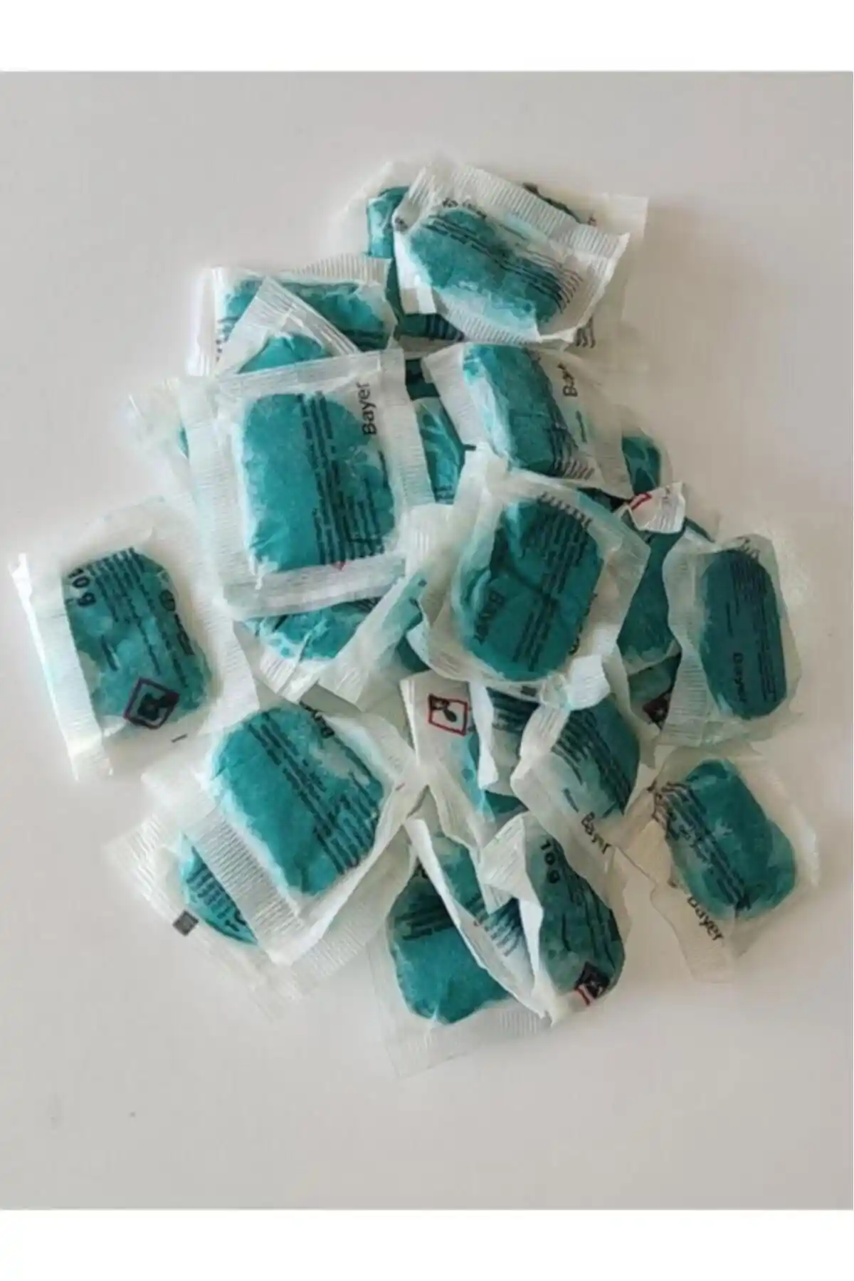 Fare Zehiri Karşılaştırması: Bayer Envu Rodilon ve Brofar Brofar Özellikleri ve Kullanım Yöntemleri