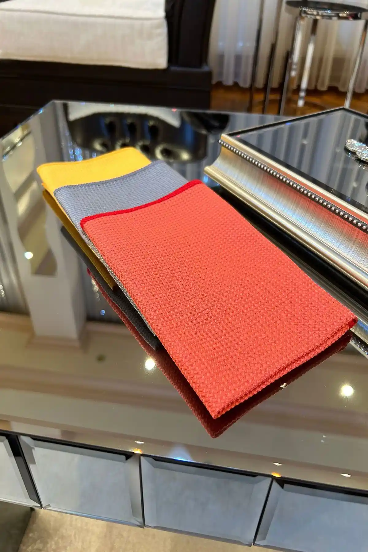 Fine Clean Mikrofiber Cam ve Ayna Bezi Seti: Yüzey Temizliğinde Yeni Standartlar