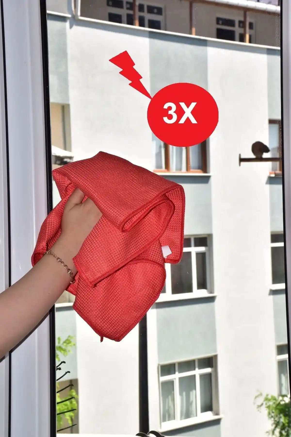 Fine Clean ve Silva Mikrofiber Cam Bezi Karşılaştırması: Hangi Ürün Sizin İçin Uygun