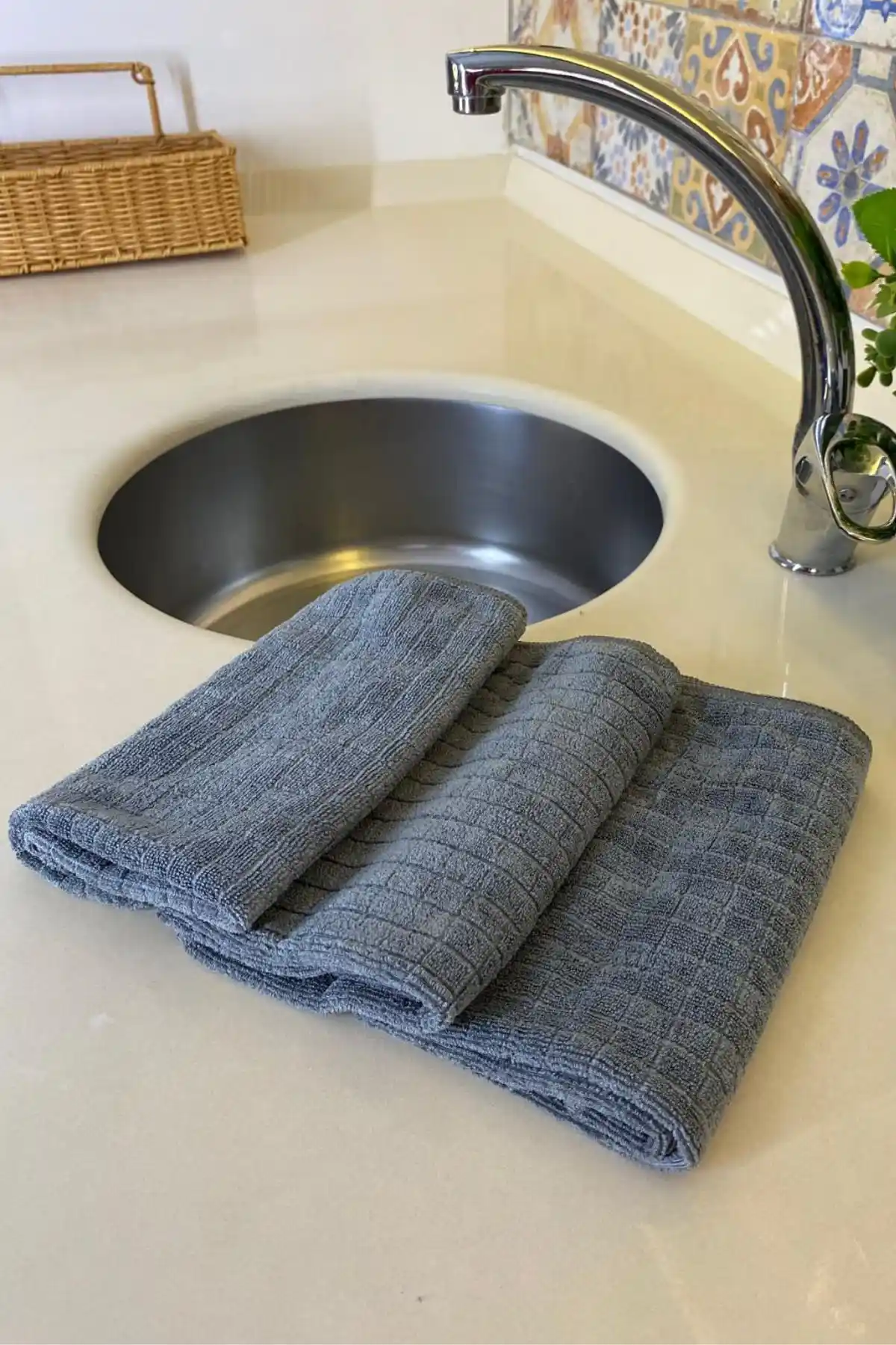 Manosta ve Micro Clean Mikrofiber Mutfak Bezleri Karşılaştırması