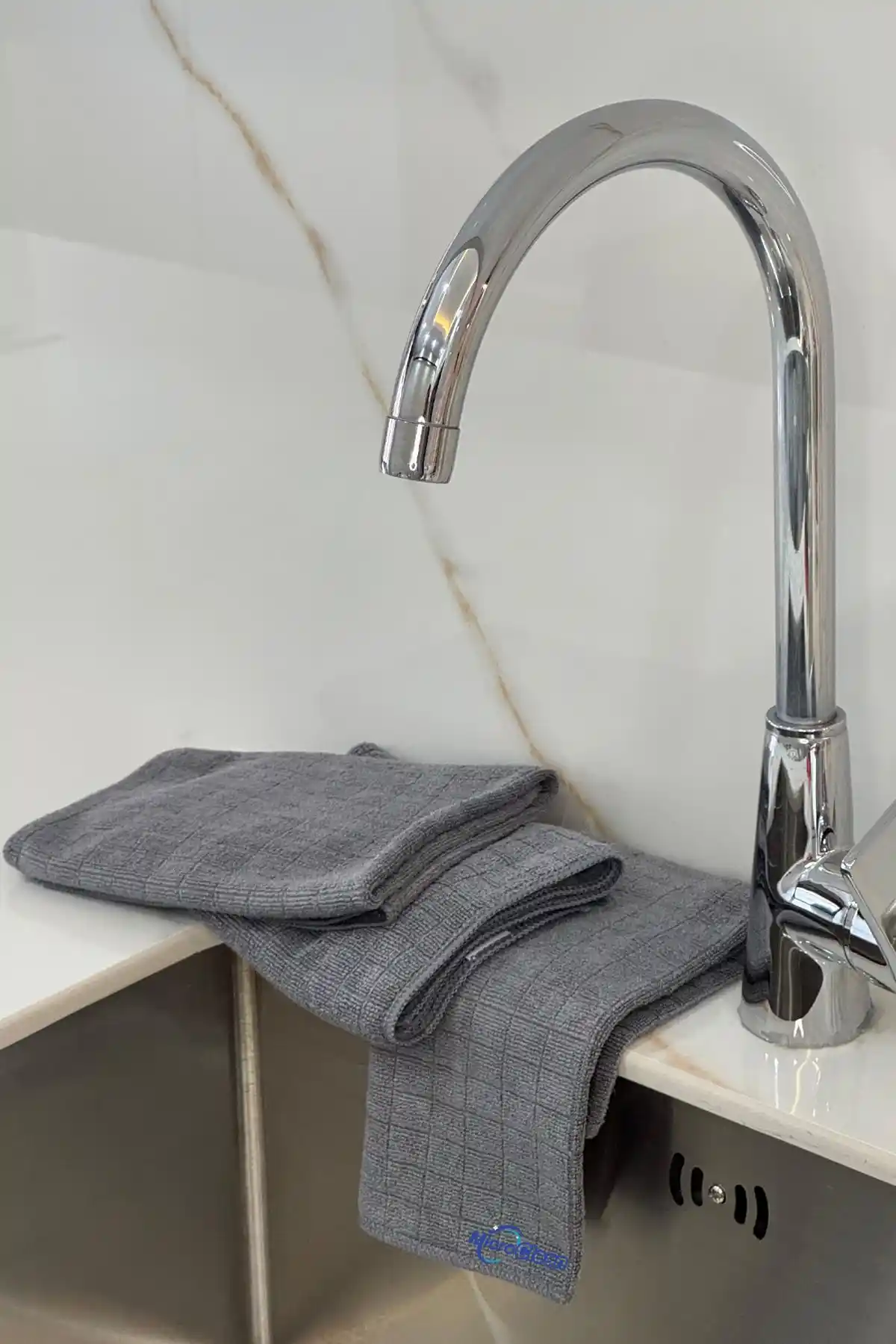 Micro Clean Missclean ve Vileda Mikrofiberli Mutfak Bezi Karşılaştırması