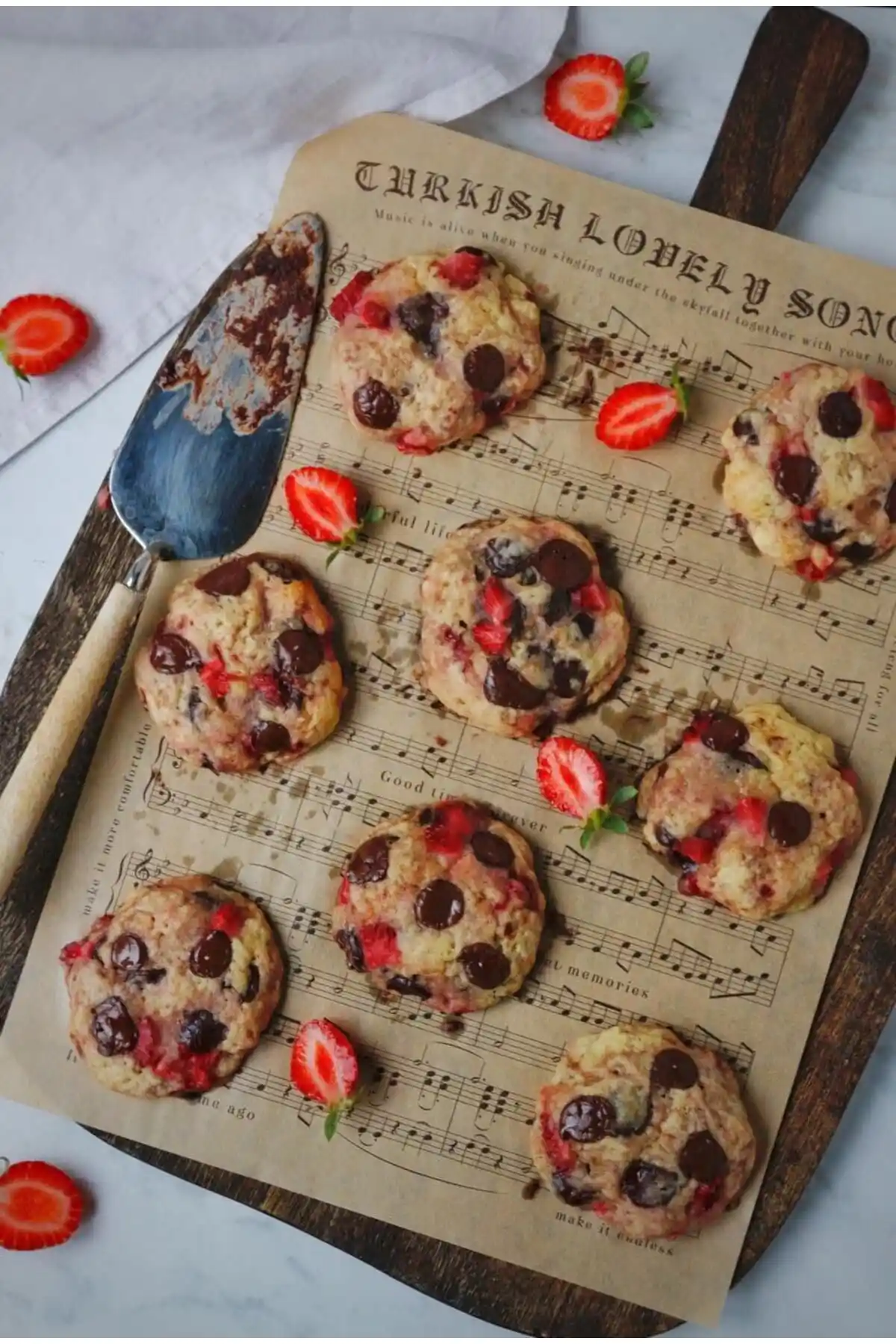 Retro Pack 1 Desenli Yağlı Kağıt Sunum Seti Şık ve Estetik Mutfak Kullanımı İçin