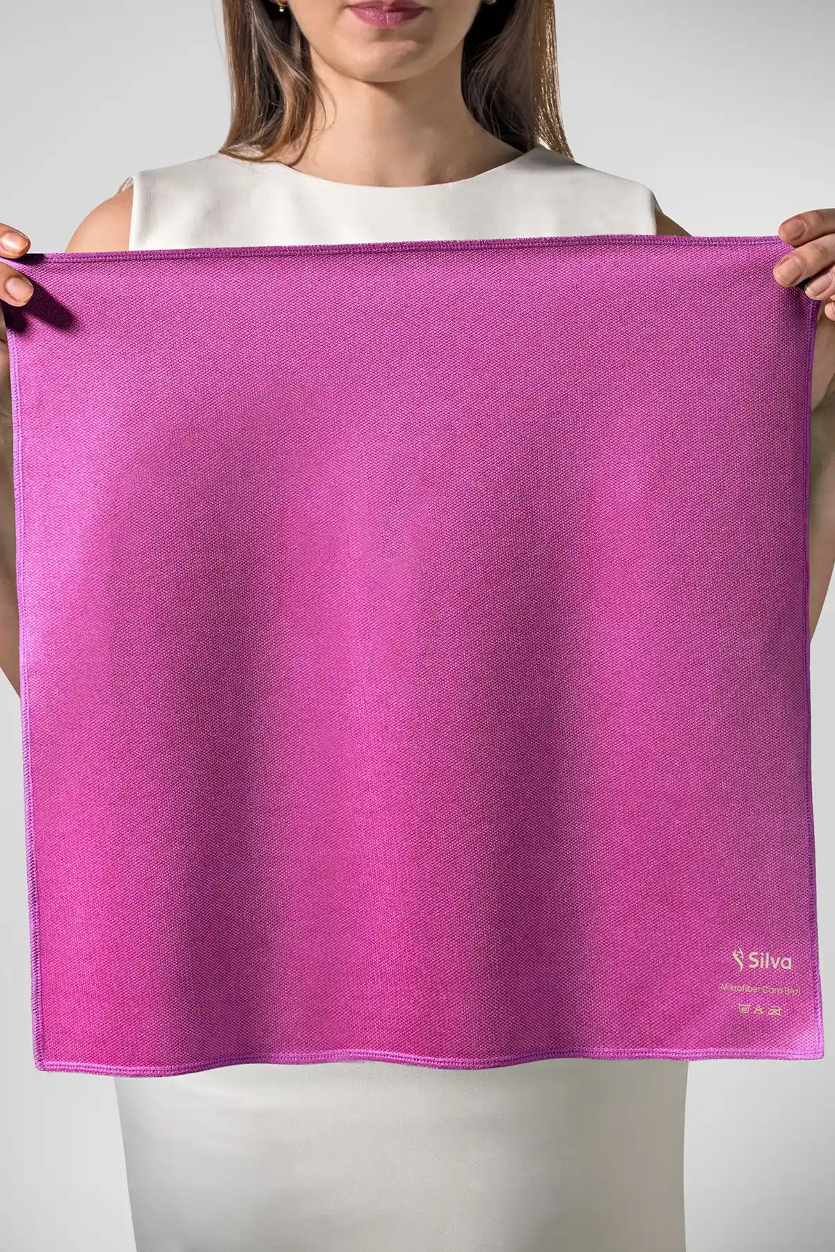 Silva Mikrofiber Cam Bezi Pembe: Hassas Yüzeyler İçin Çevre Dostu Temizlik Çözümü