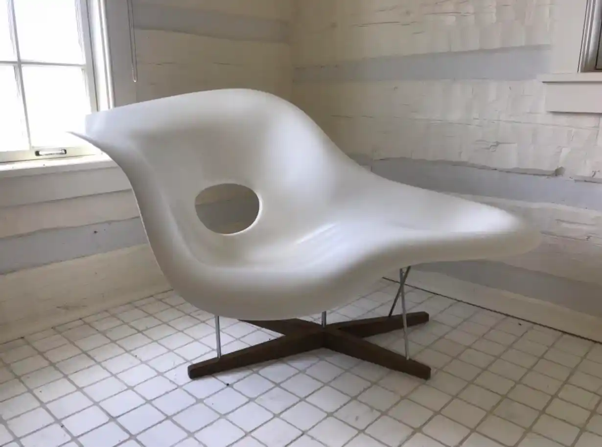 Buffalo, NY'de Yüksek Değerli Tasarım Mobilyalarının Satışı ve Değerlemesi