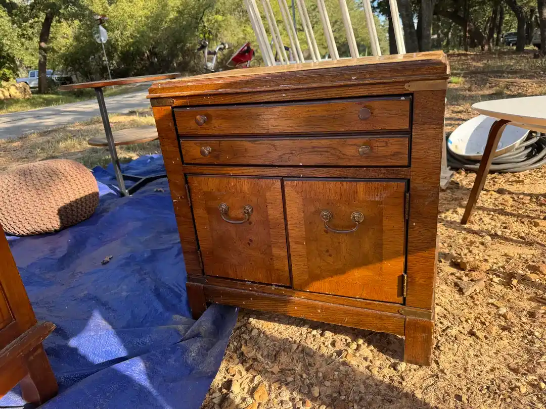 Burlwood Lane Yan Sehpa Restorasyonunda Adım Adım Teknikler ve Malzeme Kullanımı